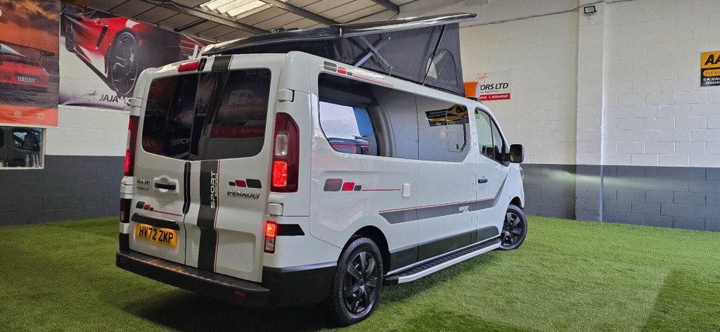 RENAULT TRAFIC