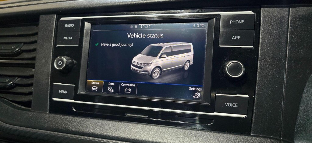 VOLKSWAGEN TRANSPORTER