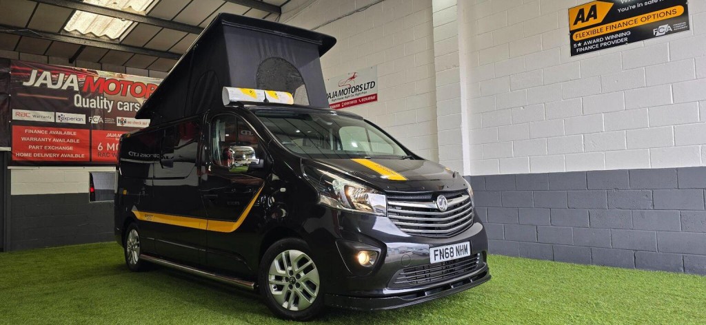 VAUXHALL VIVARO