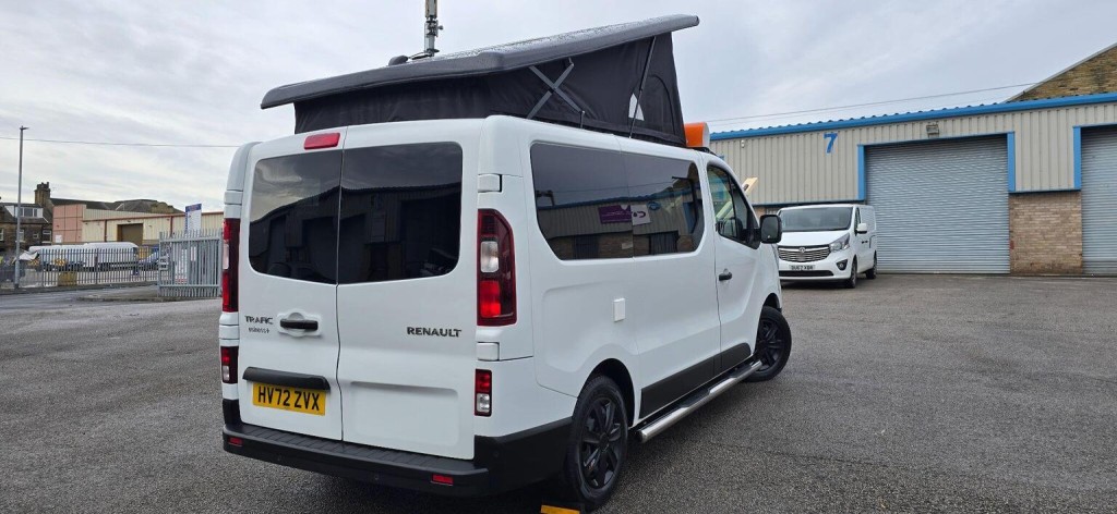 RENAULT TRAFIC