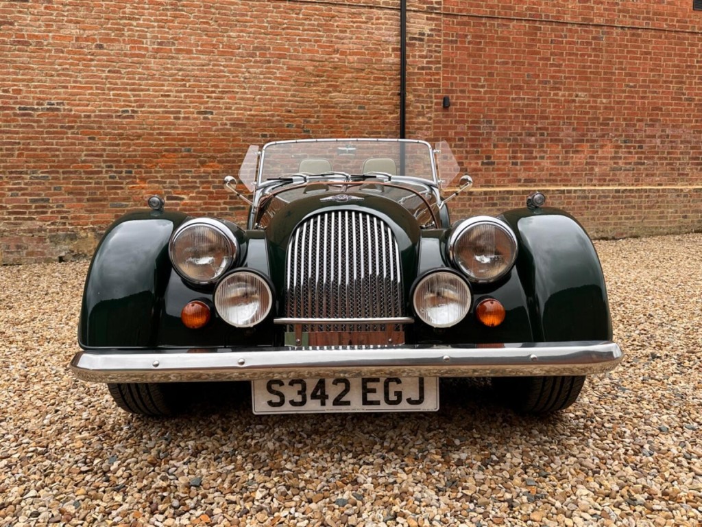 MORGAN PLUS 8