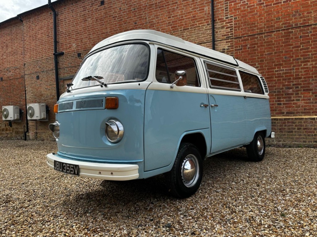 VOLKSWAGEN CAMPERVAN