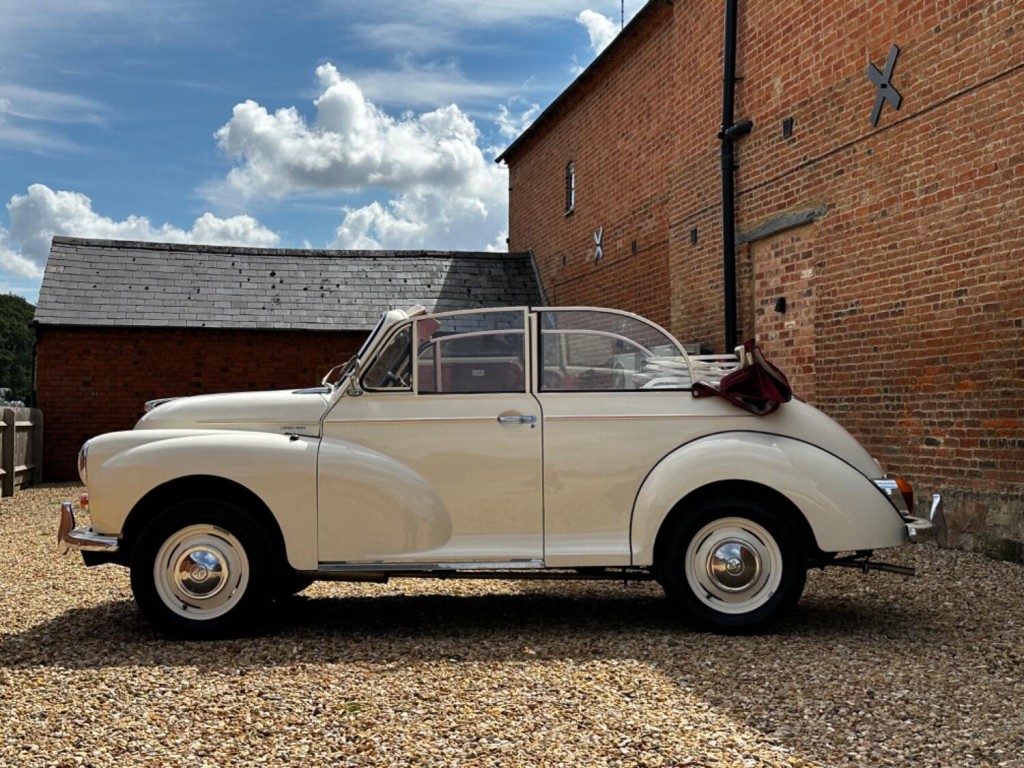 MORRIS MINOR