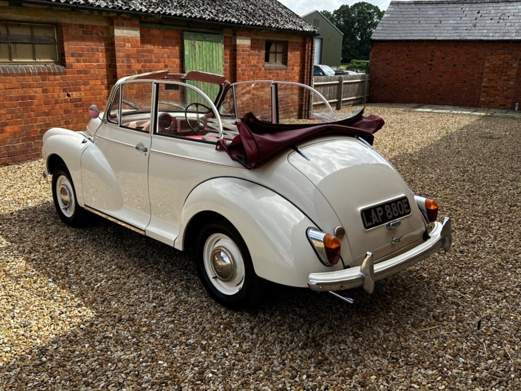 MORRIS MINOR
