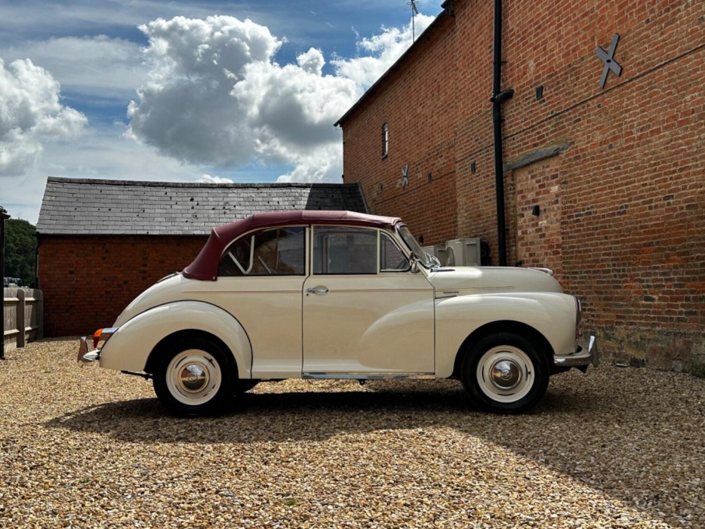 MORRIS MINOR