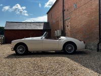 MG MGA