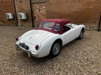 MG MGA