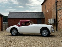 MG MGA