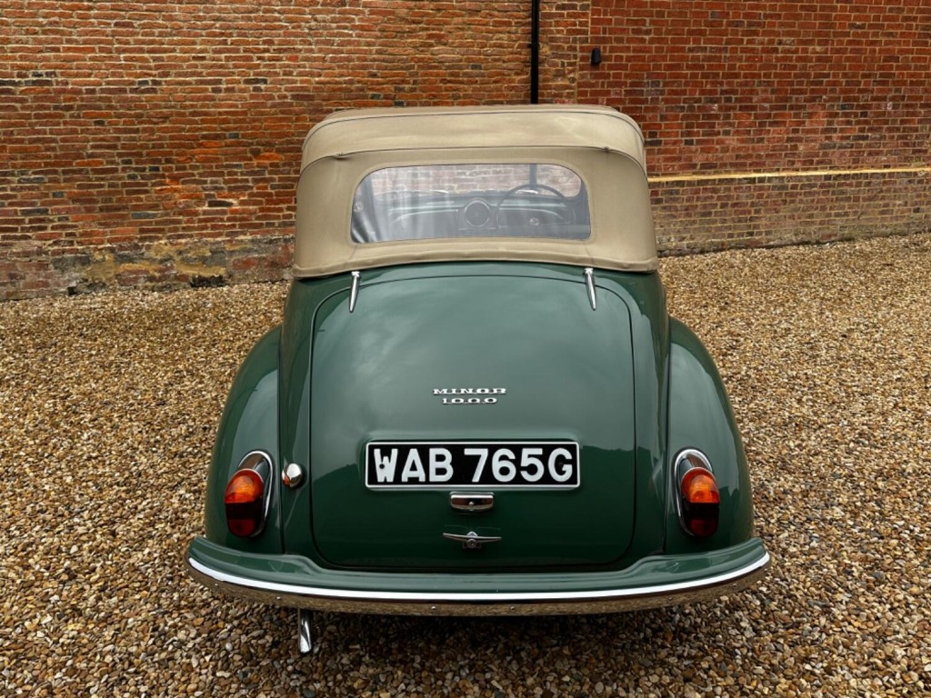 MORRIS MINOR