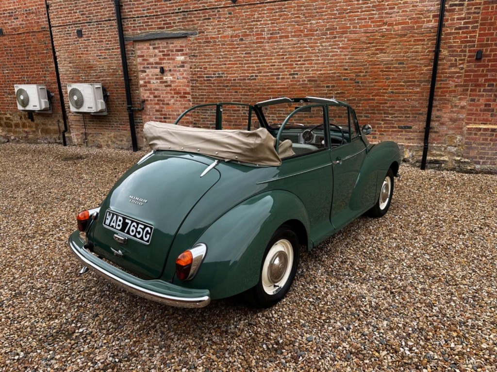 MORRIS MINOR