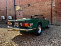 TRIUMPH TR6