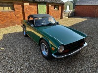 TRIUMPH TR6