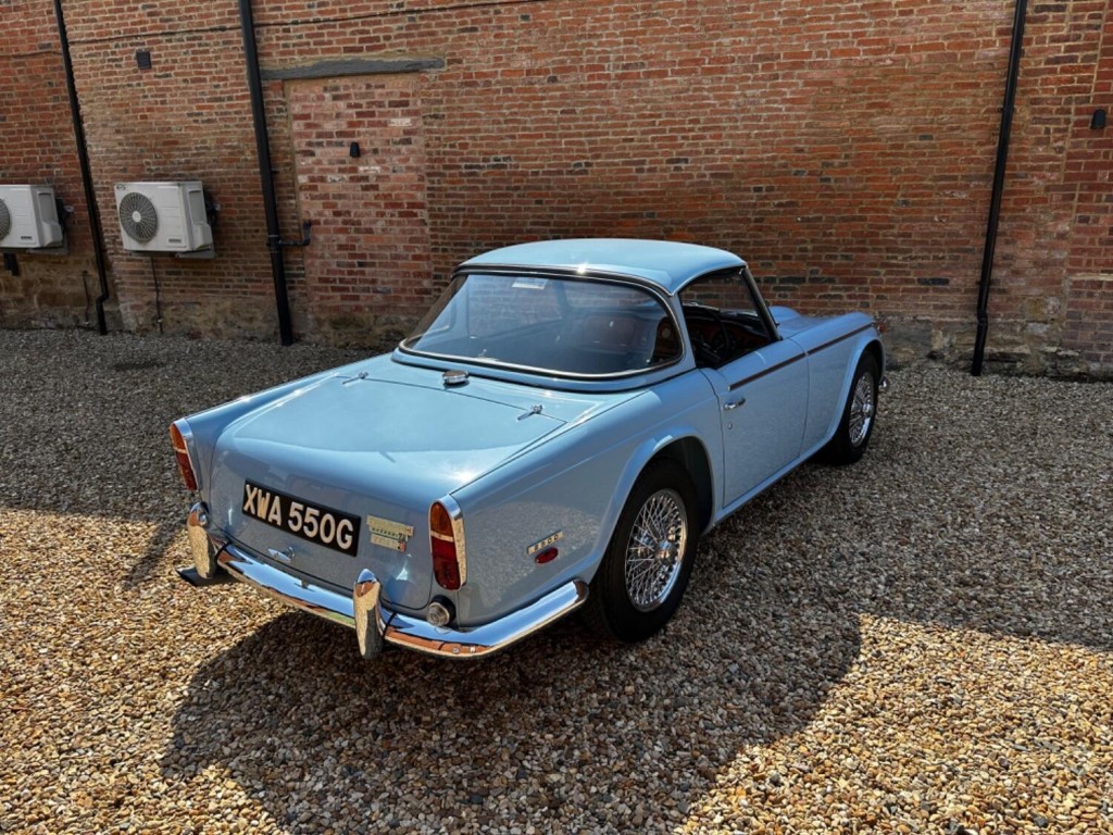 TRIUMPH TR5