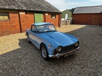 TRIUMPH TR5