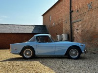 TRIUMPH TR5