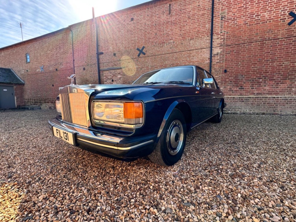 ROLLS-ROYCE SILVER SPIRIT