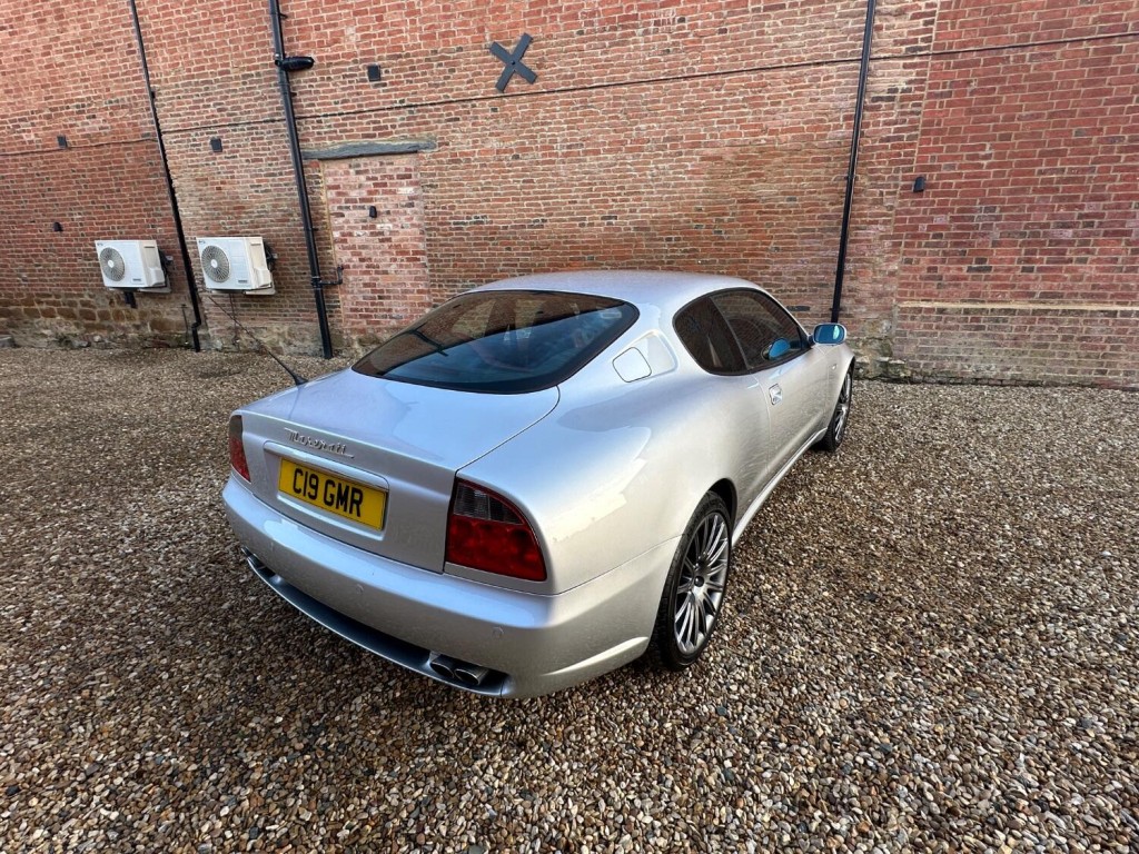 MASERATI GRANTURISMO