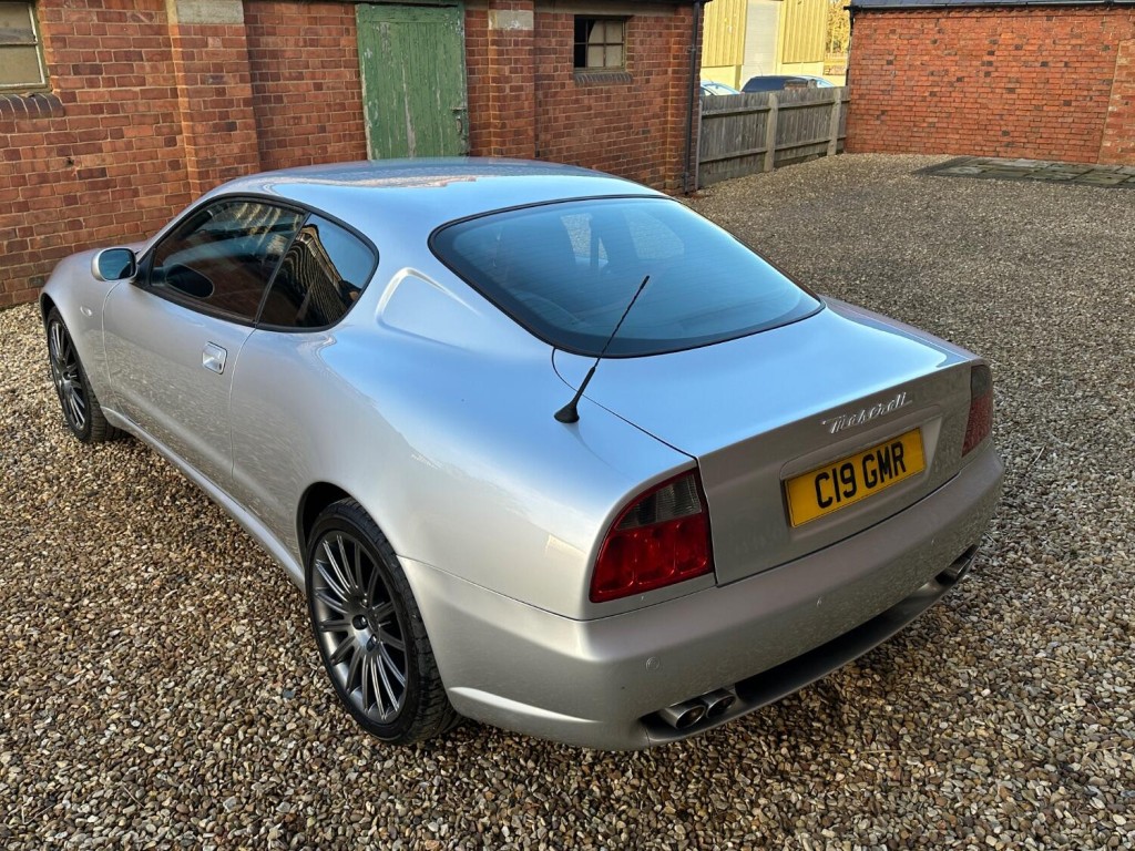 MASERATI GRANTURISMO