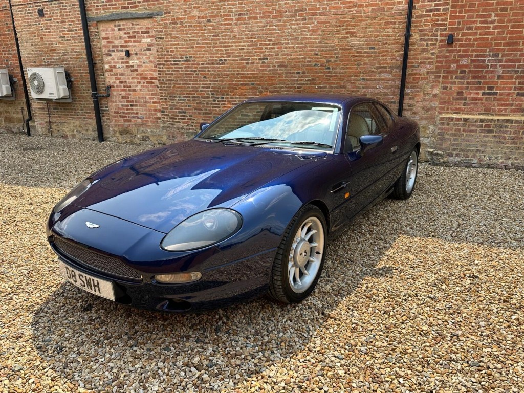 ASTON MARTIN DB7