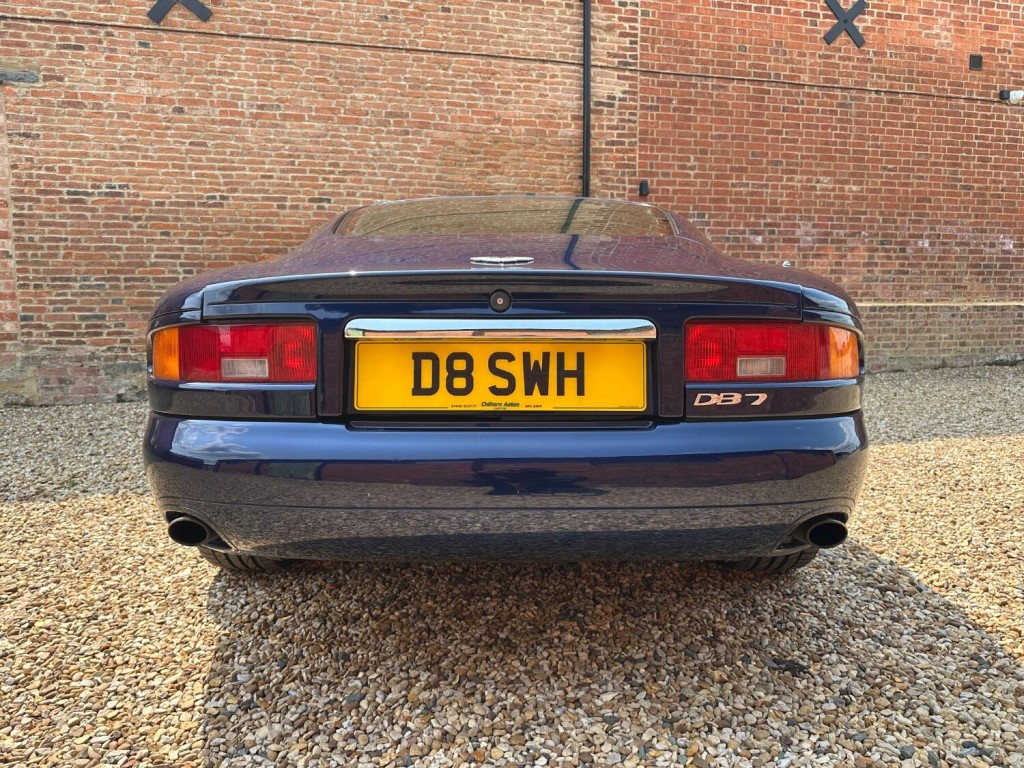 ASTON MARTIN DB7