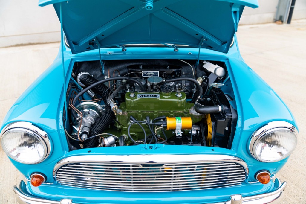 AUSTIN MINI