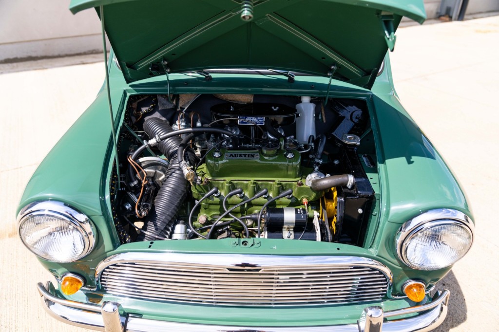 AUSTIN MINI
