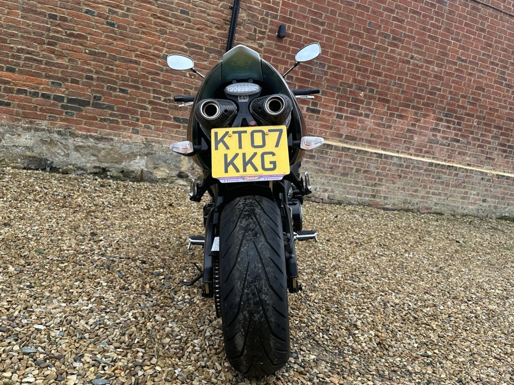 SUZUKI GSX1300 B-King