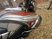 SUZUKI GSX1300 B-King