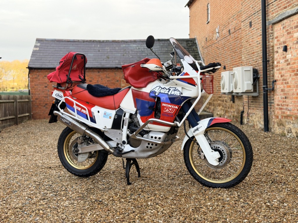HONDA XRV750 AFRICA TWIN
