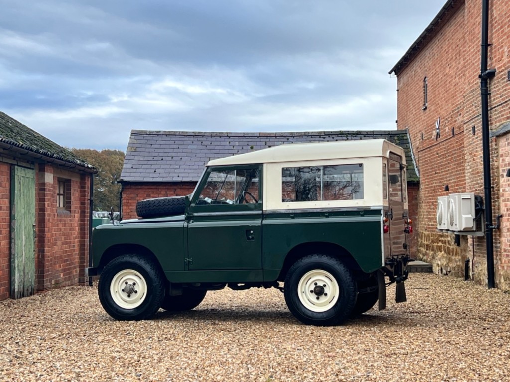 LAND ROVER SERIES II