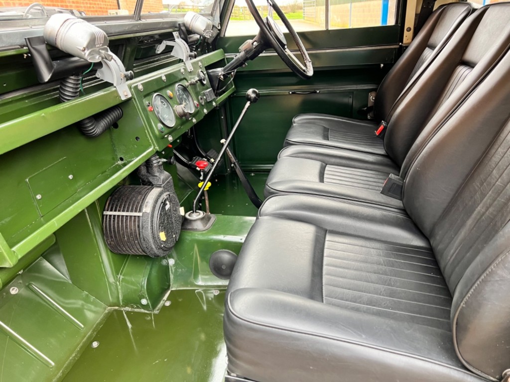 LAND ROVER SERIES II