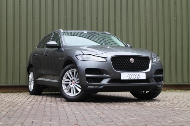 JAGUAR F-PACE