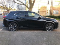 LEXUS UX
