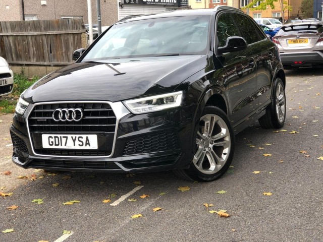 AUDI Q3