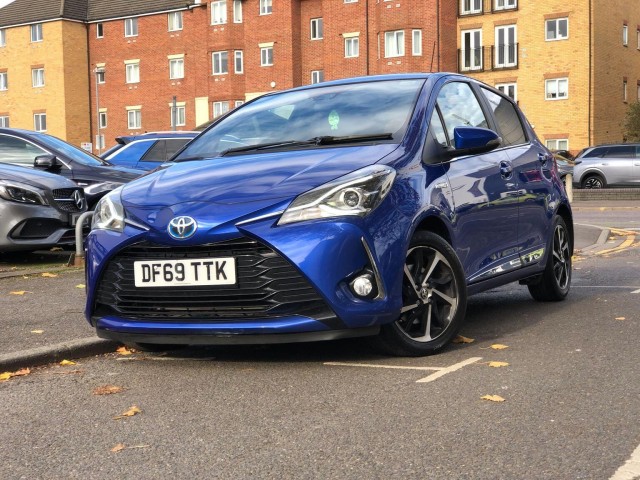 TOYOTA YARIS