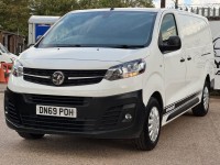VAUXHALL VIVARO