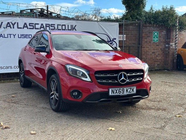 MERCEDES-BENZ GLA CLASS