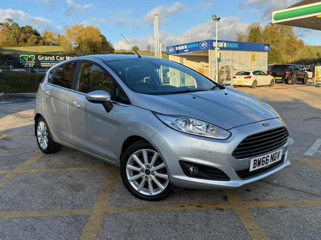 FORD FIESTA