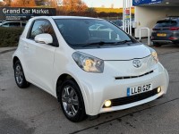 TOYOTA IQ