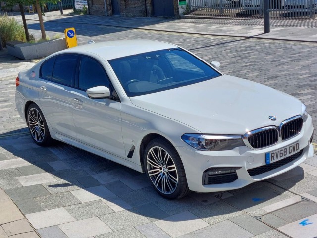 BMW 5 SERIES