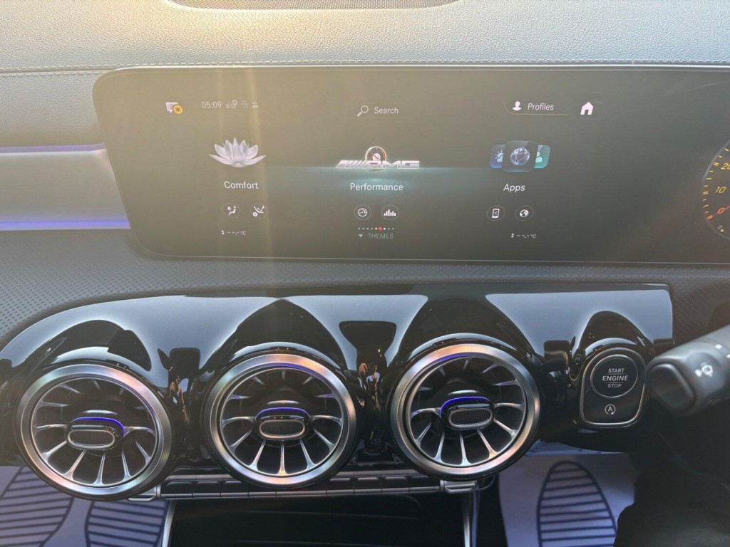 MERCEDES-BENZ A CLASS