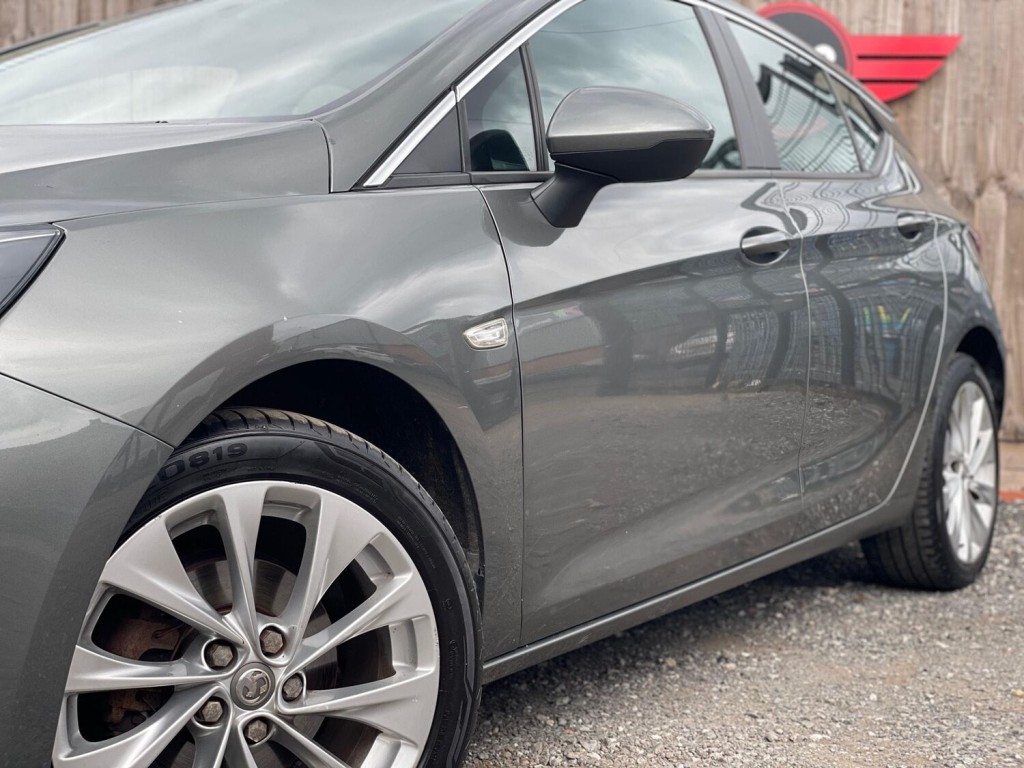 VAUXHALL ASTRA