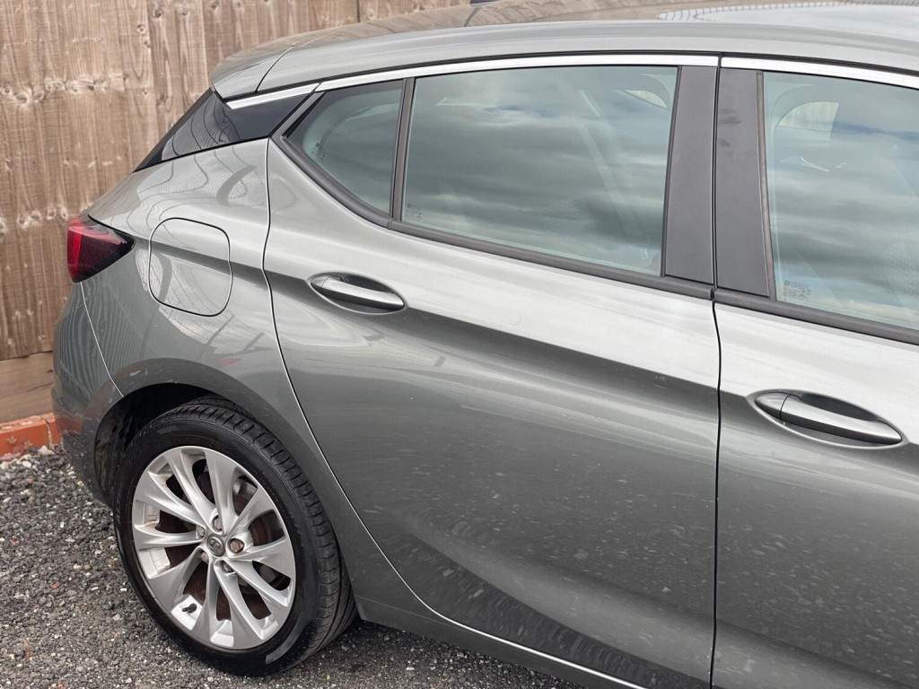 VAUXHALL ASTRA