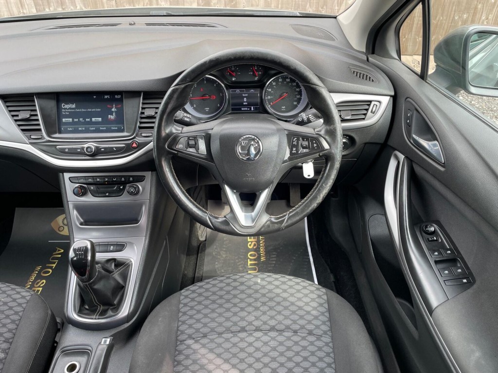 VAUXHALL ASTRA