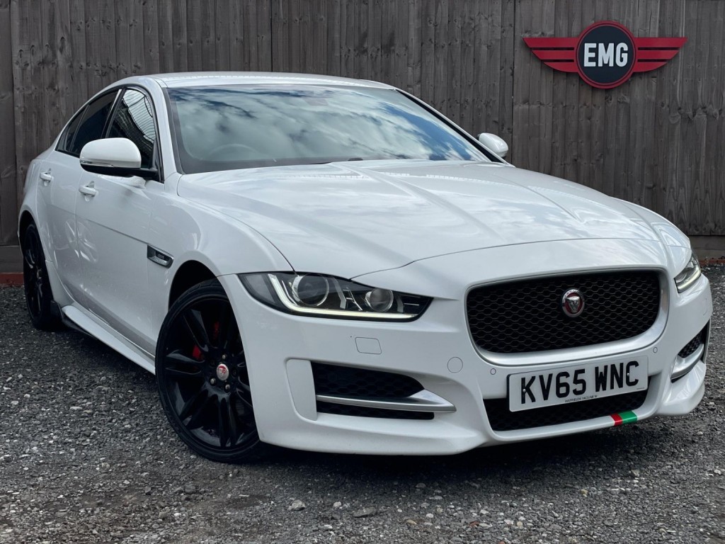JAGUAR XE