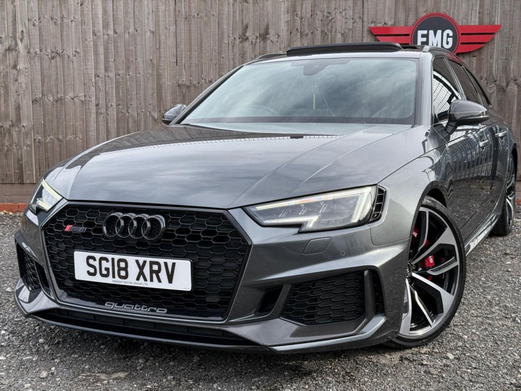AUDI RS4