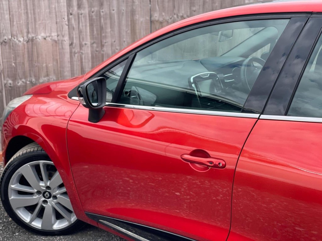 RENAULT CLIO