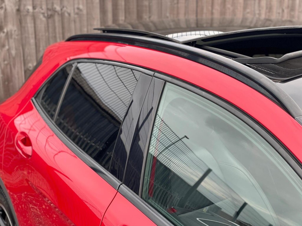 MERCEDES-BENZ GLA CLASS