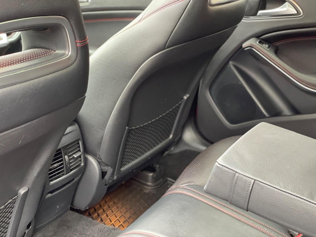 MERCEDES-BENZ GLA CLASS