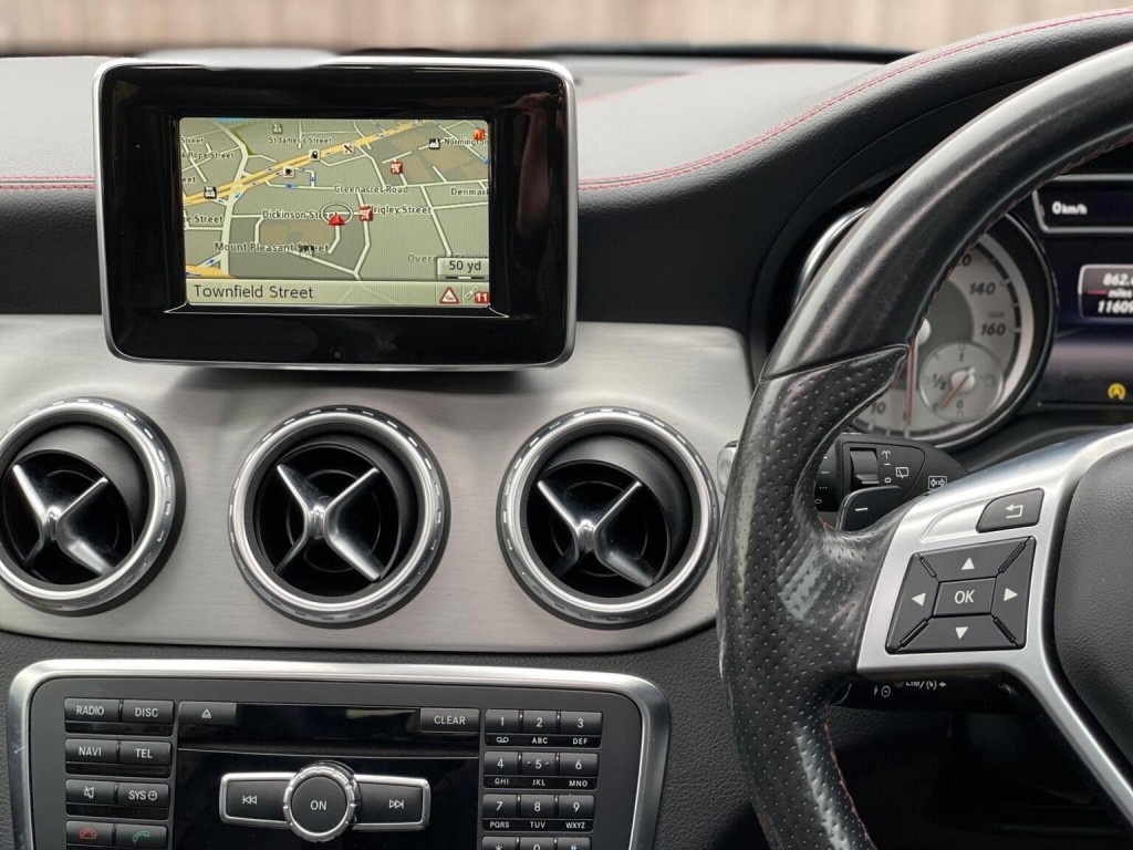 MERCEDES-BENZ GLA CLASS